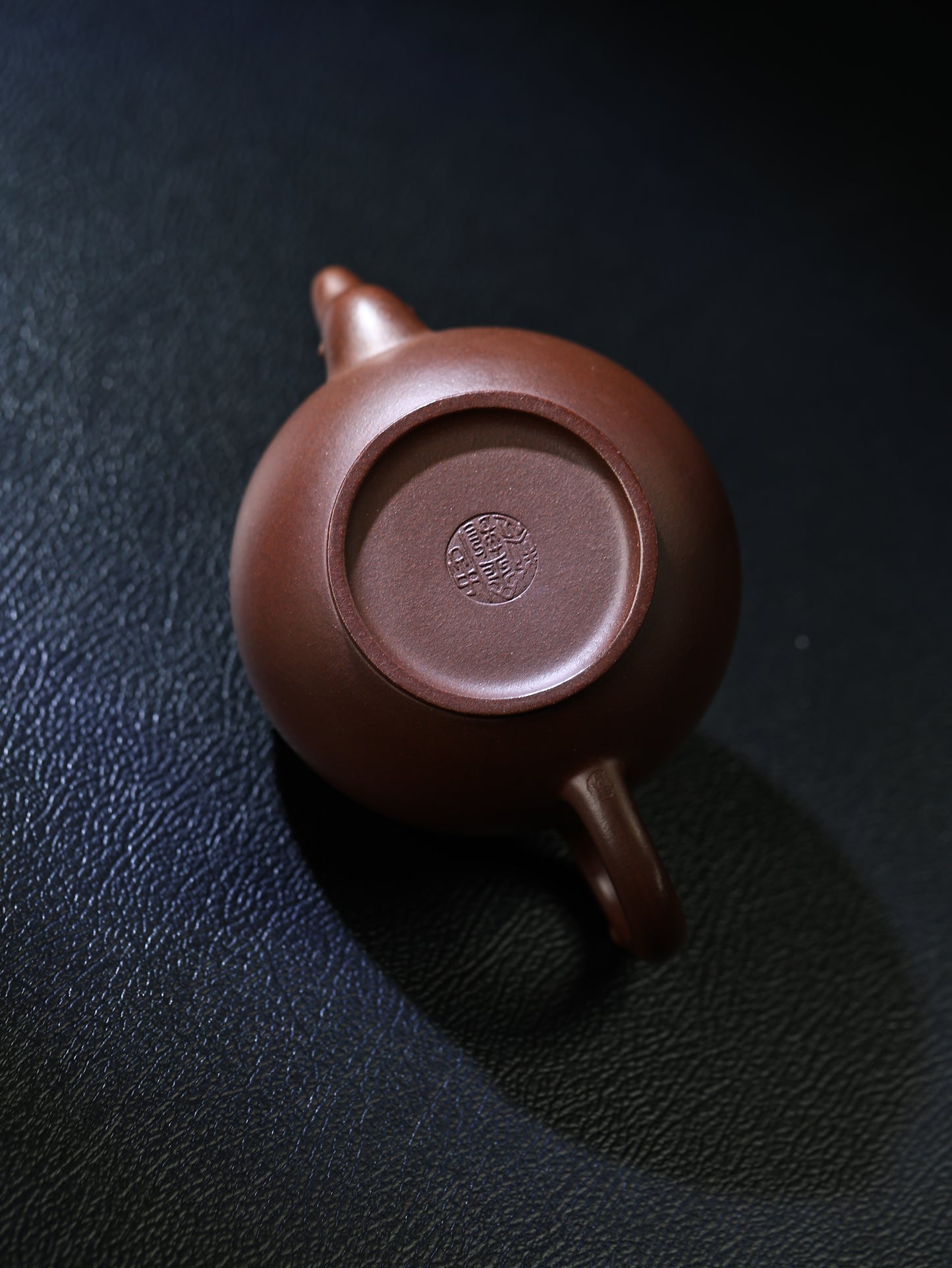 圈足式雲肩如意壺 老紫泥制 200cc